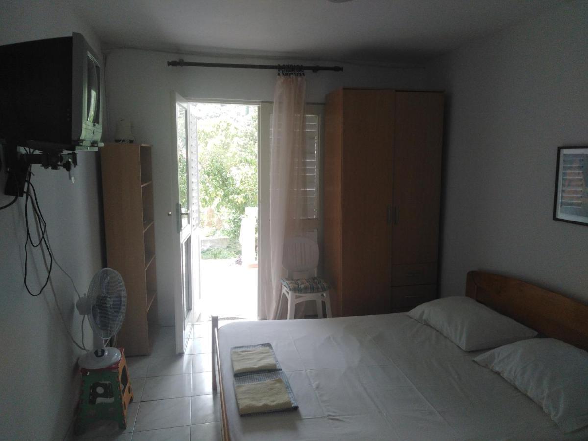 Apartments Mrvaljevic Petrovac エクステリア 写真
