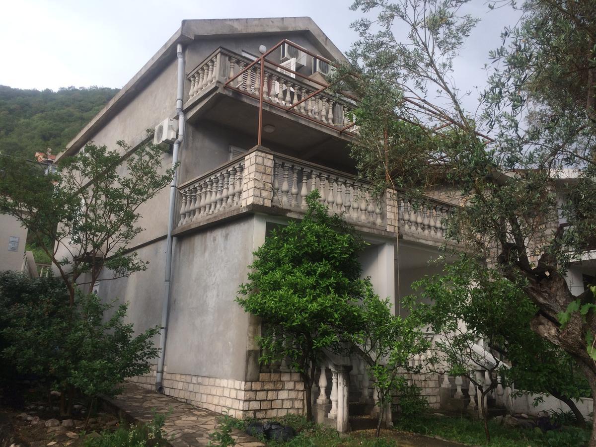 Apartments Mrvaljevic Petrovac エクステリア 写真