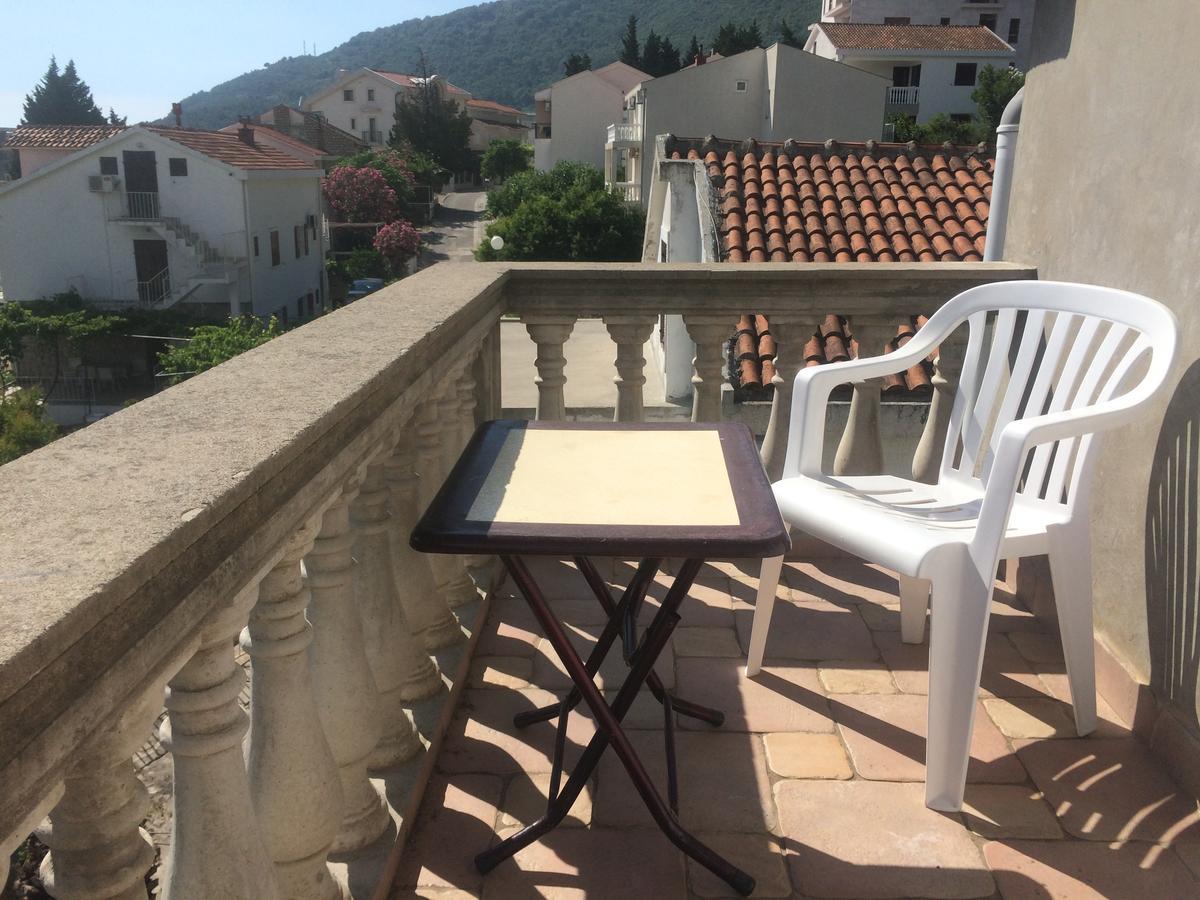 Apartments Mrvaljevic Petrovac エクステリア 写真
