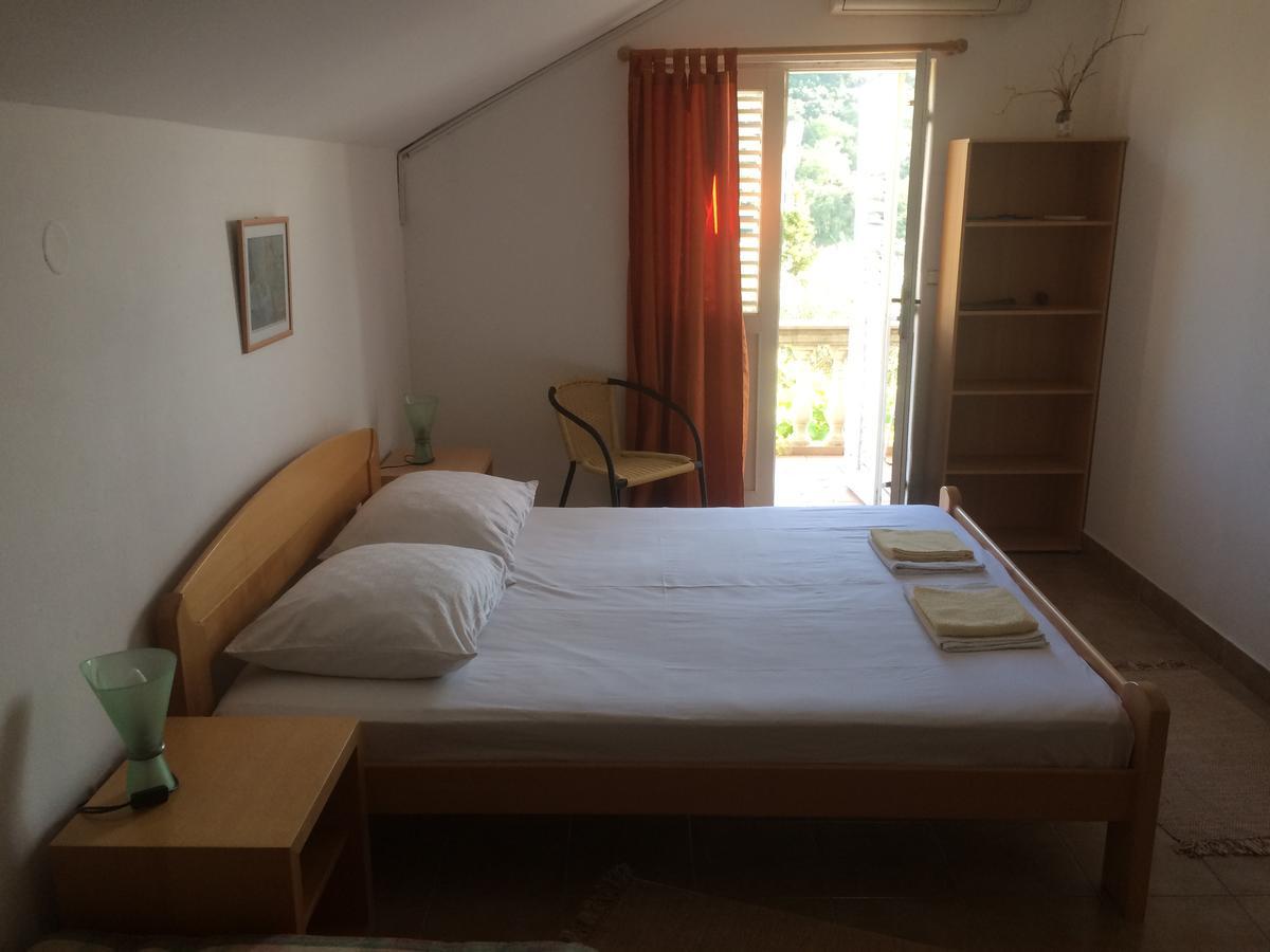 Apartments Mrvaljevic Petrovac エクステリア 写真