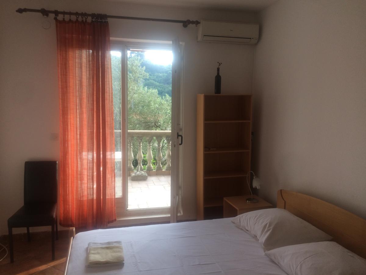 Apartments Mrvaljevic Petrovac エクステリア 写真