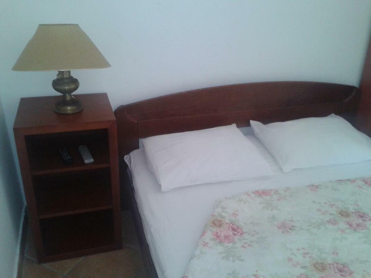 Apartments Mrvaljevic Petrovac エクステリア 写真