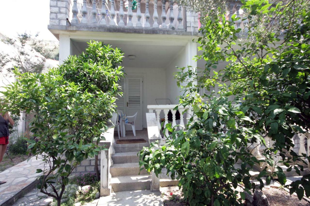 Apartments Mrvaljevic Petrovac エクステリア 写真